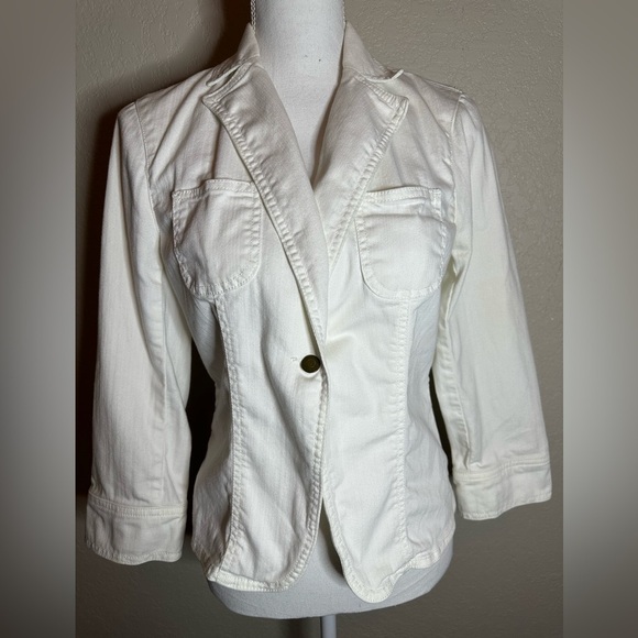 Apostrophe Jackets & Blazers - Apostrophe stretch white jean jacket size 2